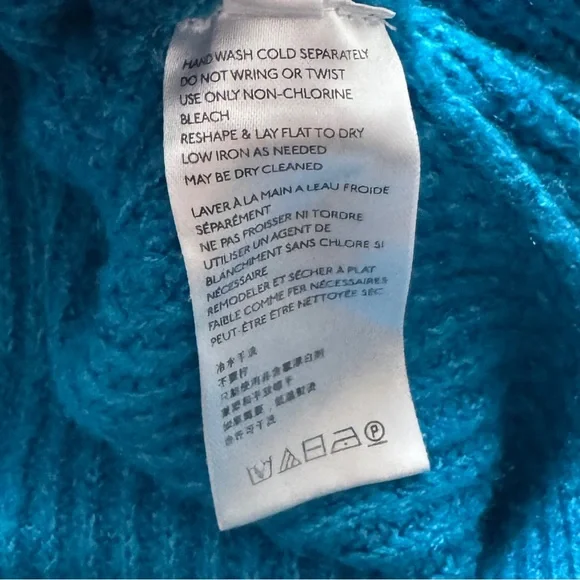 BDG Blue Cropped Sweater - Picture 4 of 7